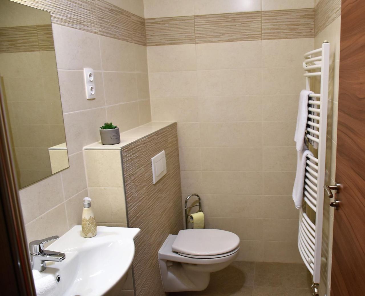 La Mia Casa Vendeghaz Otel Kaposvár Dış mekan fotoğraf