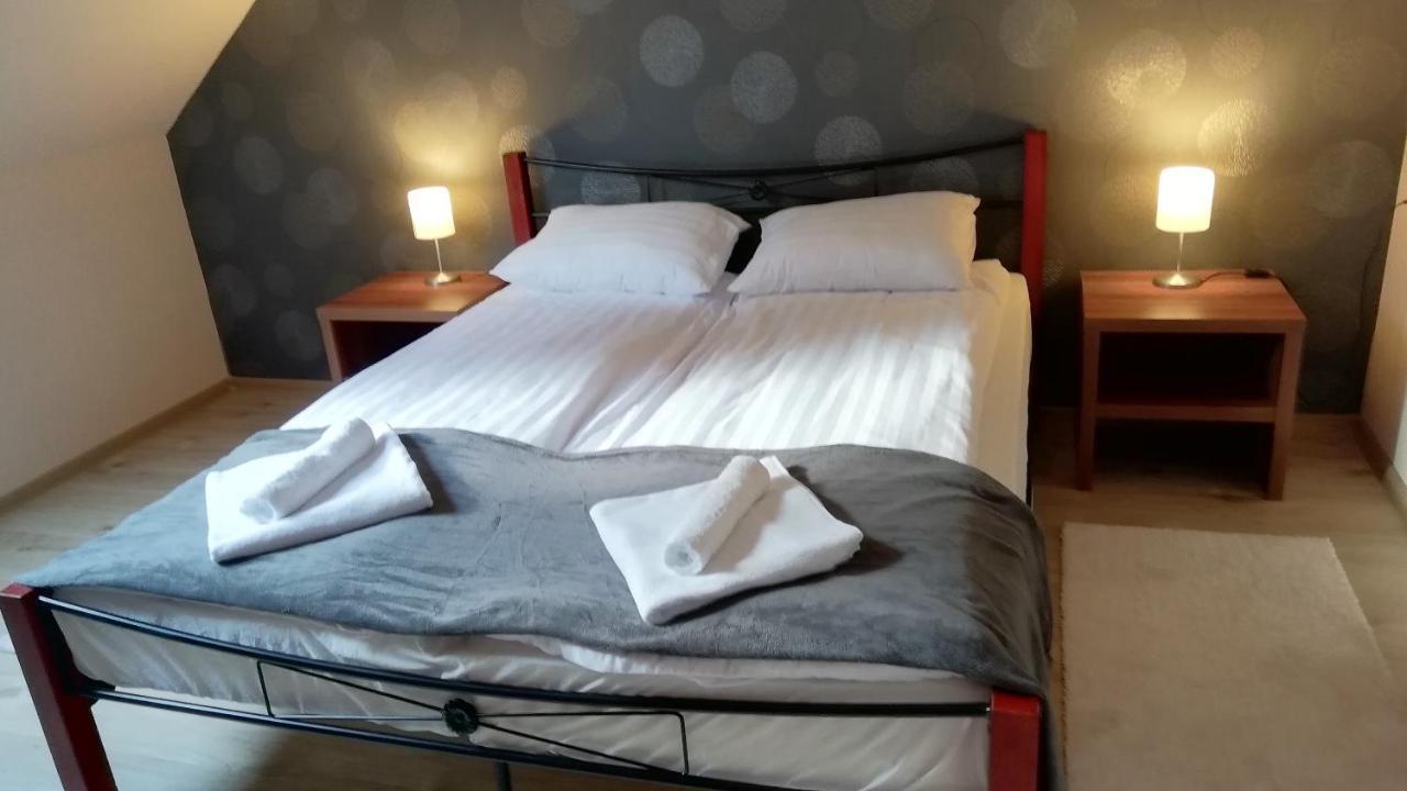 La Mia Casa Vendeghaz Otel Kaposvár Dış mekan fotoğraf